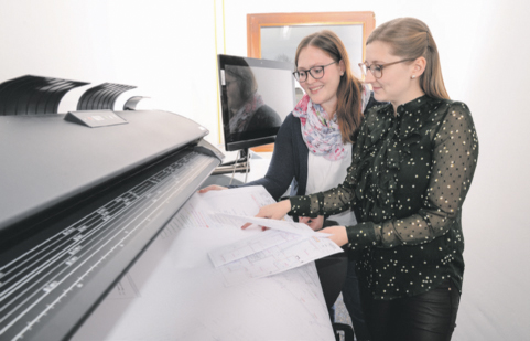 Mehr Platz für die Planungsabteilung gibt es bei Elektro-Heldele nach Fertigstellung des Erweiterungsbaus. Fotos: Elektro-Heldele